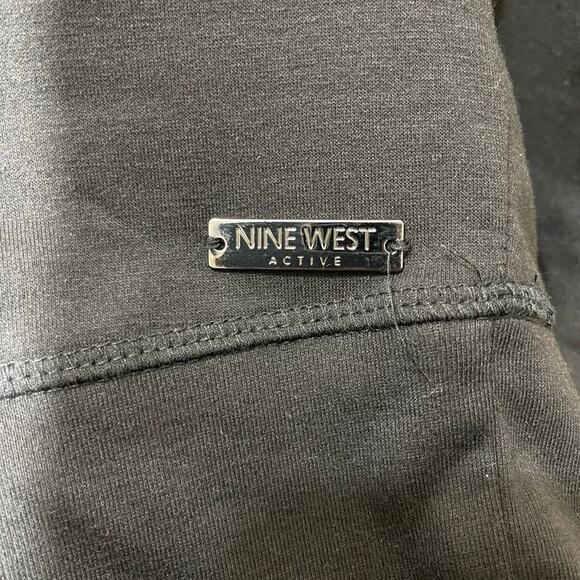 Nine West Active Top NWT - Picture 6 of 8